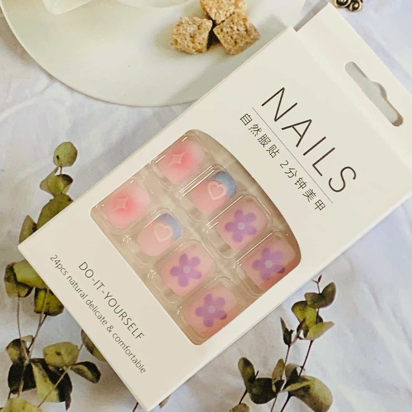 Press on Nails Short Coffin Shape Full Cover Reusable False Nails Kits Glue on Nails with Flower Designs Artificial Glossy Fingernails Acrylic Fake Nails for Women Stick on Nails Square