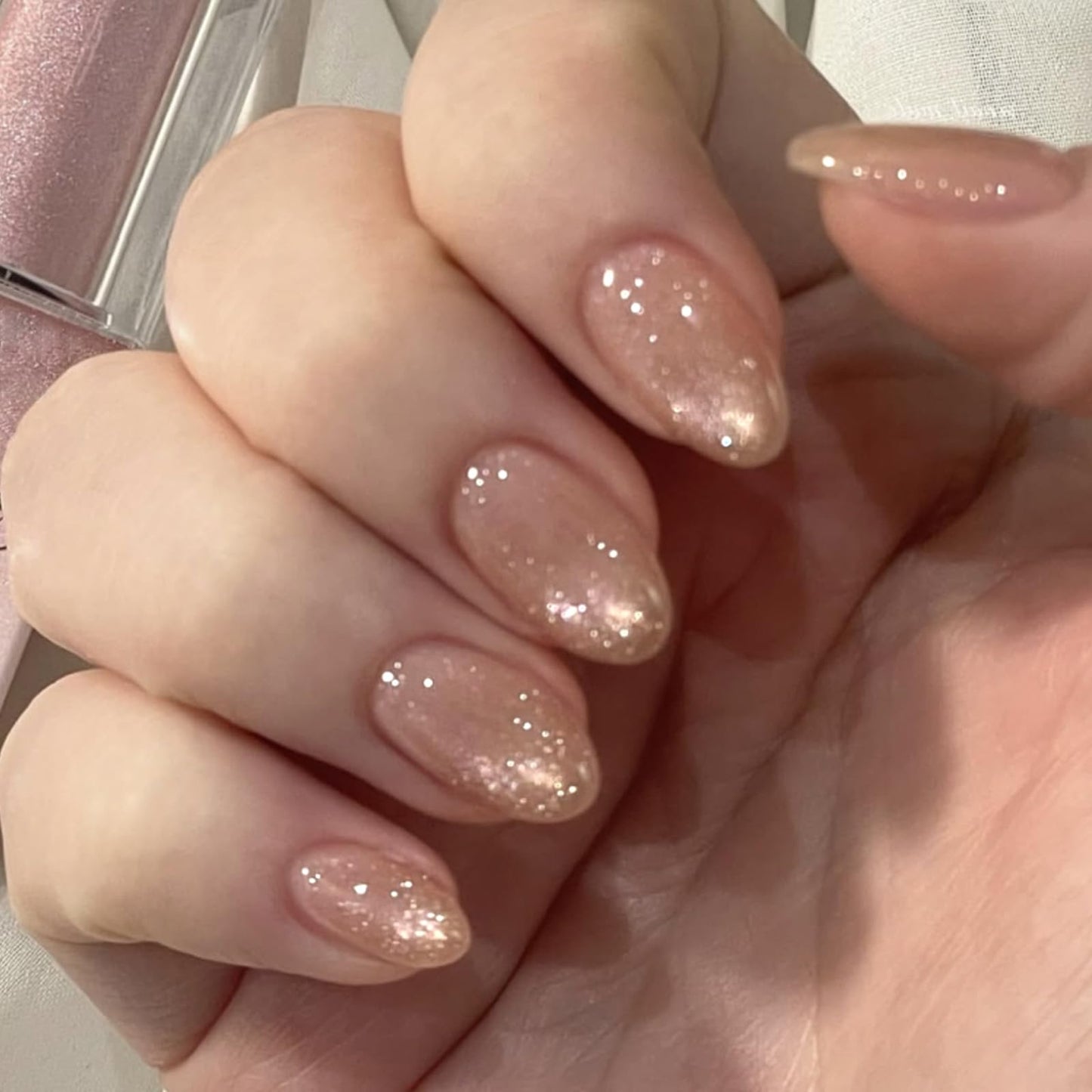 HOSAILY Short Almond Press on Nails, Nude Pink Cat Eye Glitter Sparkle, Daily Elegant Cute Versatile Fake Nails for Women, 24pcs Glossy Shimmer Shiny Artificial False Nail Press Ons with Bling Design
