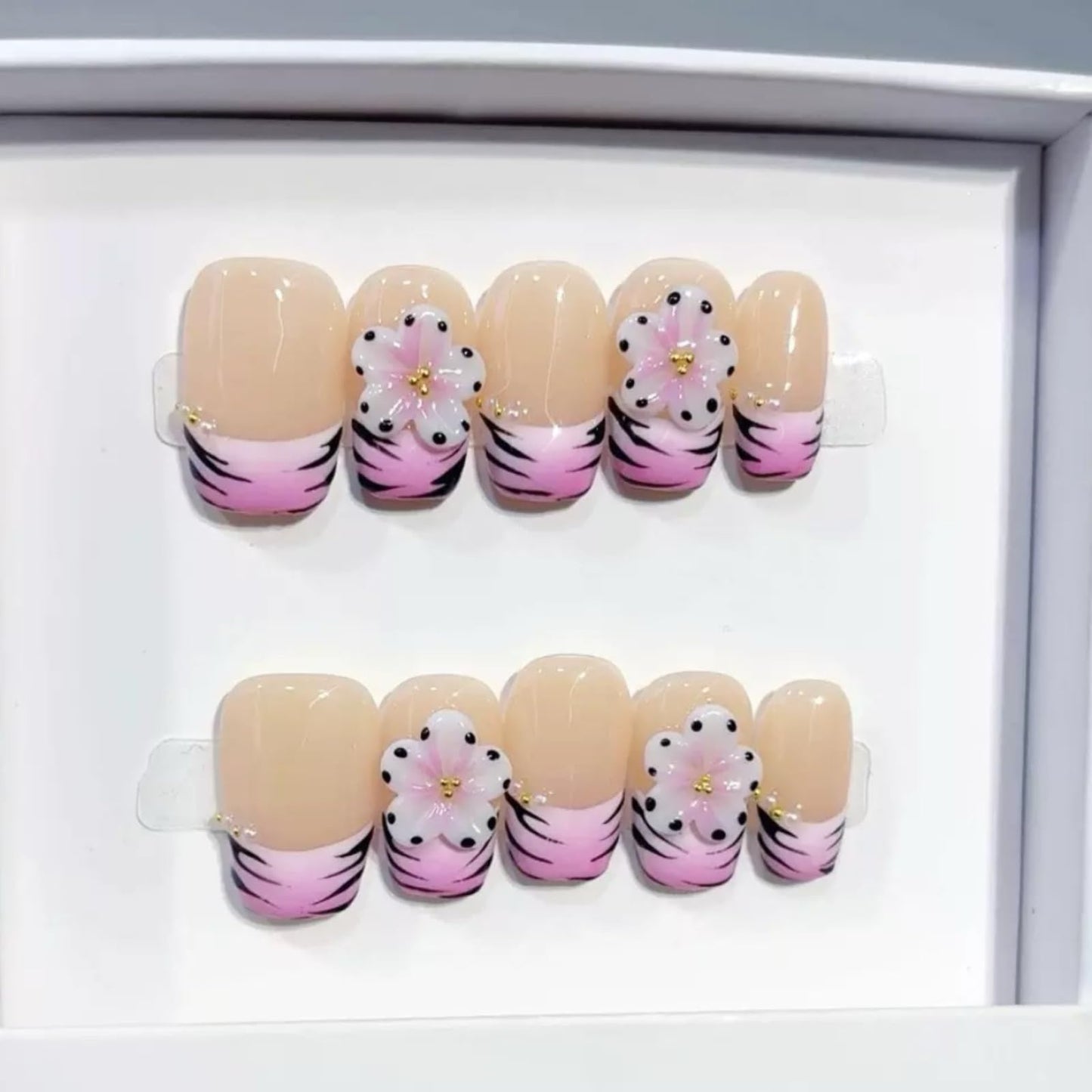 Haozerart Short Square Handmade Press on Nails 10Pcs - Luxury French Style Fake Nails with 3D Floral & Zebra Print, Shiny Cute False Nails for Women and Girls (M Size)
