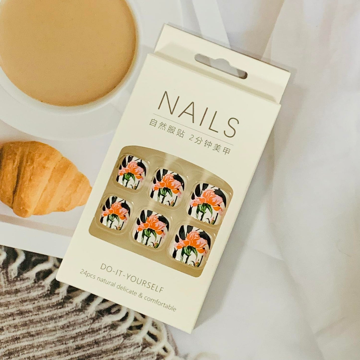 Press on Toenails with Flower Designs, Artificial Nude Fake Nails for Toe, Full Cover Glossy Coffin Acrylic False Nails, Glue on Toenails with Charm, Stick on Toe Nails for Women Girls(F110)