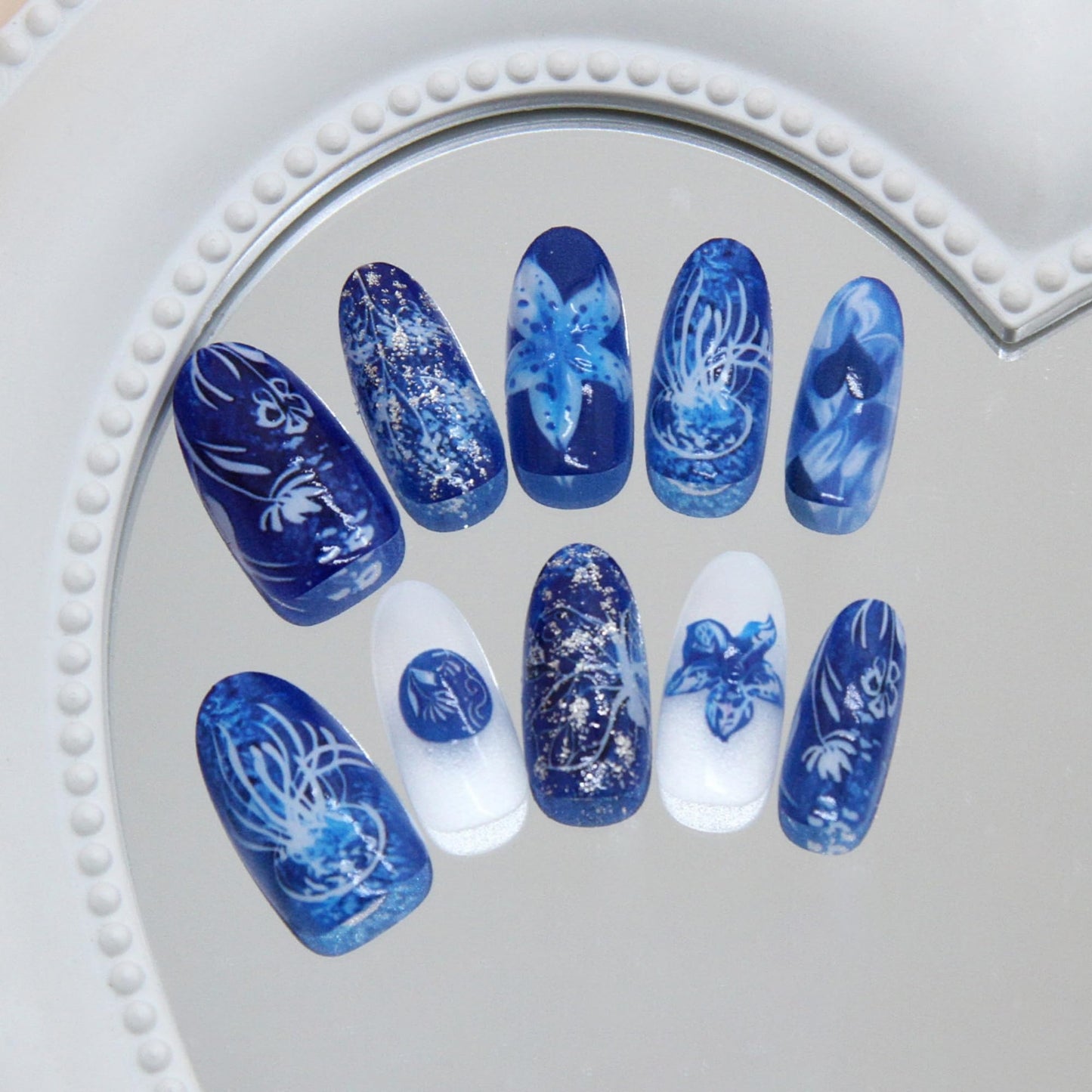 octoswave Blue Press on Nails Almond Fake Nails Medium Artificial Nail 3D Starfish Stick on Nail for Women 30pcs