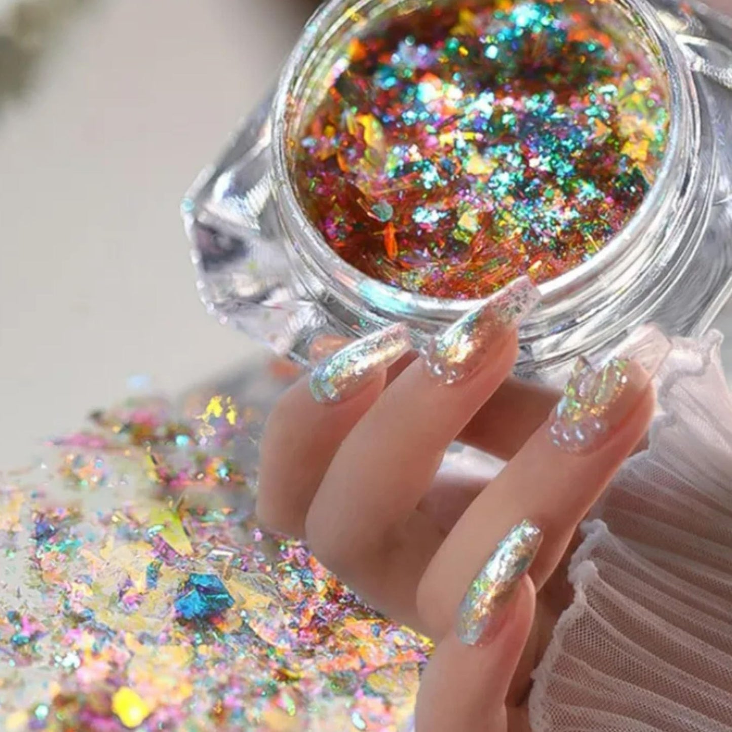 Nail Glitter for Nail Art Chameleon Flakes Nail Foil Holographic Nail Powder Shifting Glitter Opal Iridescent Nail Polish Acrylic Powder Set 6 Boxes Nail Art Design Kit for DIY Women Girls Ultra Thin