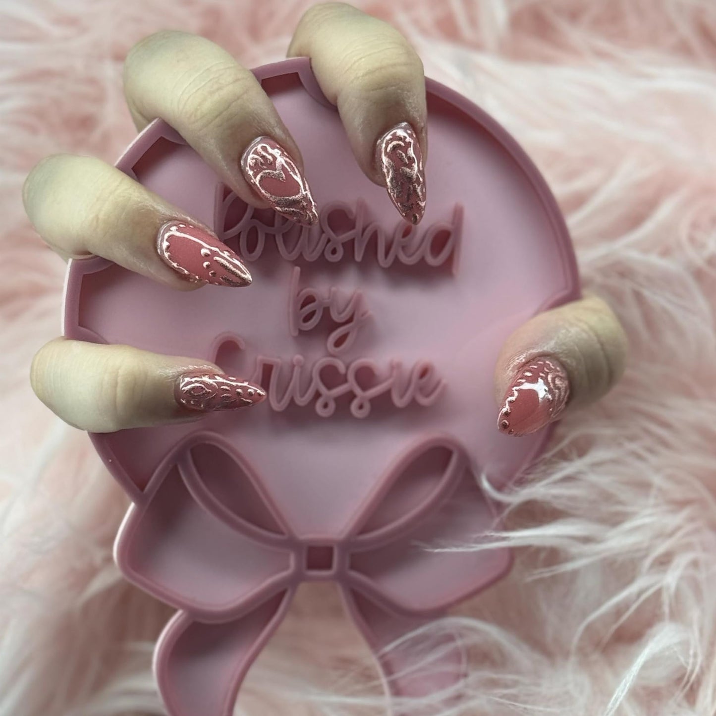Jasilon Custom Nail Photo Props, Acrylic Nail Picture Props Personalized Logo Nail Tech Decor Plate Nailfie Disk with Social Media Salon Nail Display Stand Nail Polish Display Gifts for Nail Artist