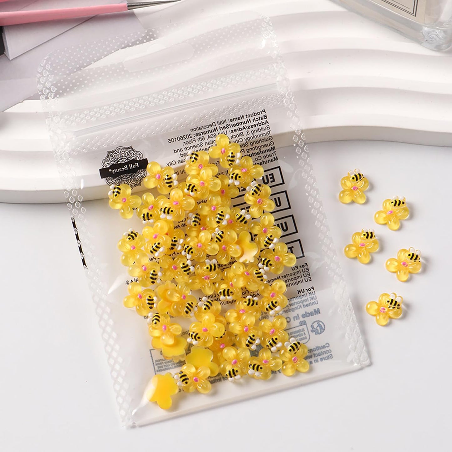 Flowers Bees Nails Art Decoration Spring Summer Acrylic Nails Supplies Holographic Relief Cute Cartoon Bee Flower Nail Ornaments Acrylic Jewelry Studs Nail Art Flakes for Women Manicure Decor