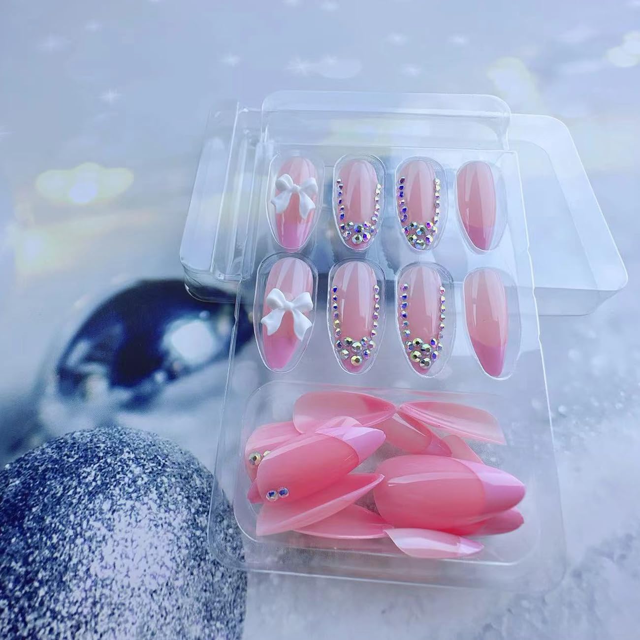 24Pcs French Tip Press on Nails with Pink Bow Design French Nails Press ons Cute Bow Stick on Nails Short Acrylic Rhinestone Sparkly False Nails Gel Glue on Nails Artificial Nails for Women Girls