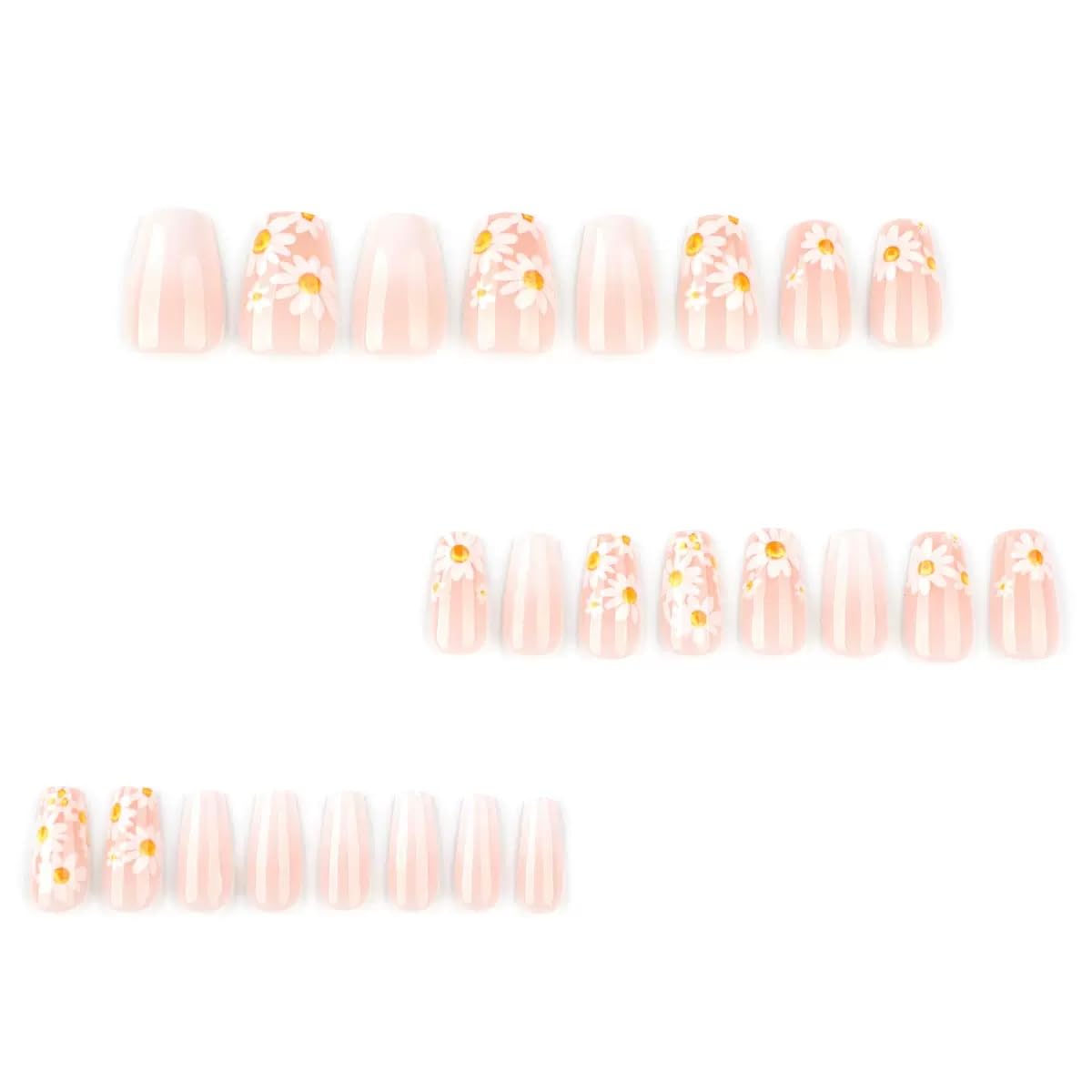 Medium Press on Nails Coffin - Flower Fake Nails with Daisy Design - Summer Full Cover Stick on False Nails - for Women 24 Pcs
