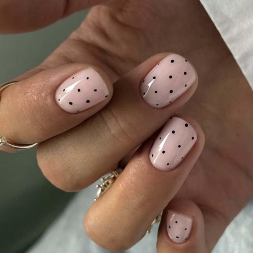 Foccna Extra Short Press on Nails Square Fake Nails Polka Dots Glossy Short Round Nails, Salon Quality Artificial Nails for Women 24pcs