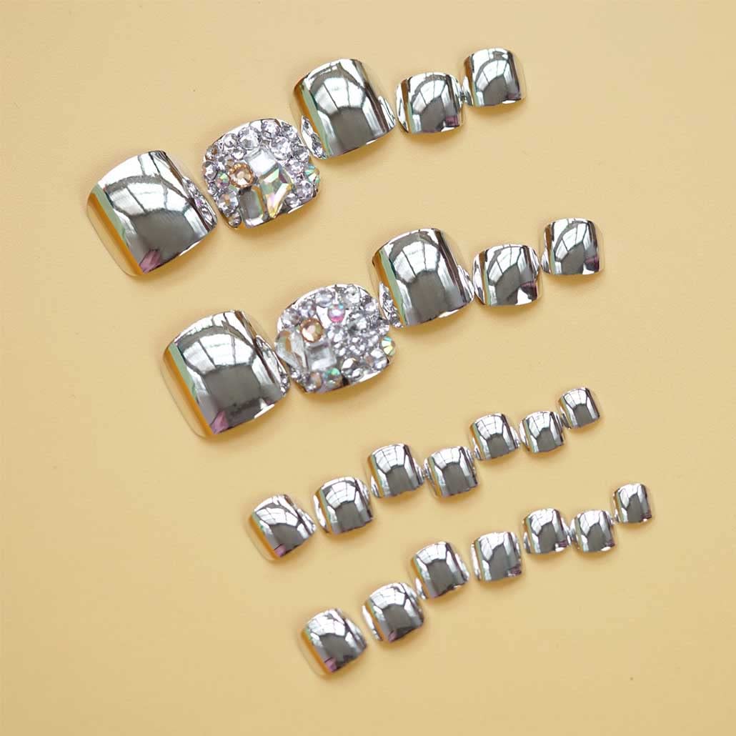 Foccna Glitter Silver Fake toenails,Press on Nails,Fake Nails,Luxury False Toenails Acrylic Foot False Nails Rhinestone Press on Toenails for Women and Girls, 24pcs