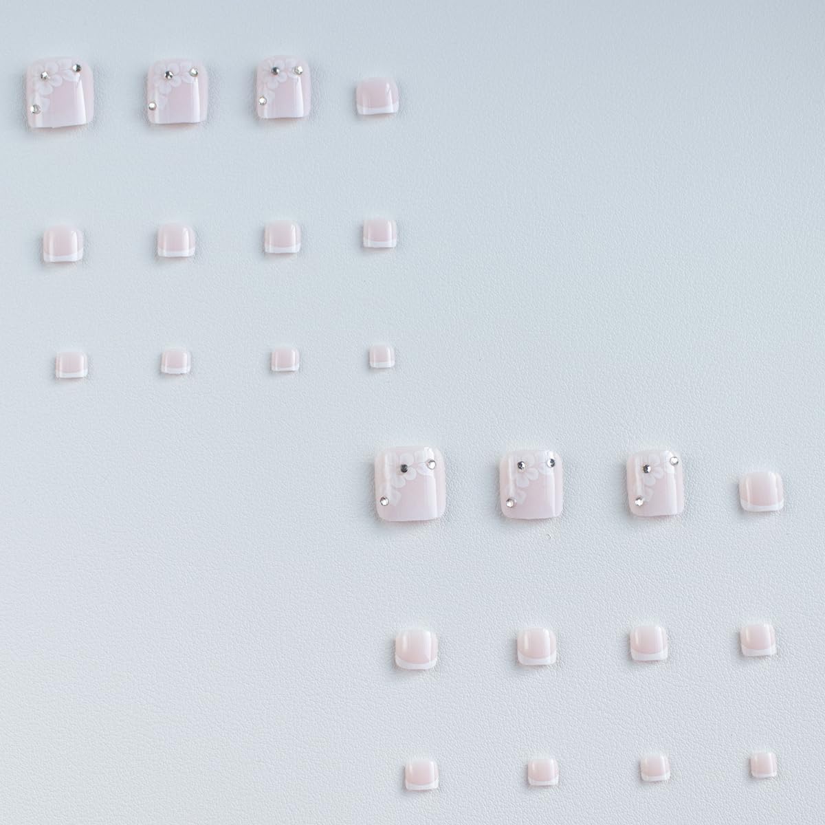 yefiuo Press on Toenails White French Toe Press on Nails Tips Kit Fake Toe Nails Press ons False Toenails 3D Flower Rhinestones Acrylic Glue on Nails Stick on Nails for Women Nail Supplies 24Pcs