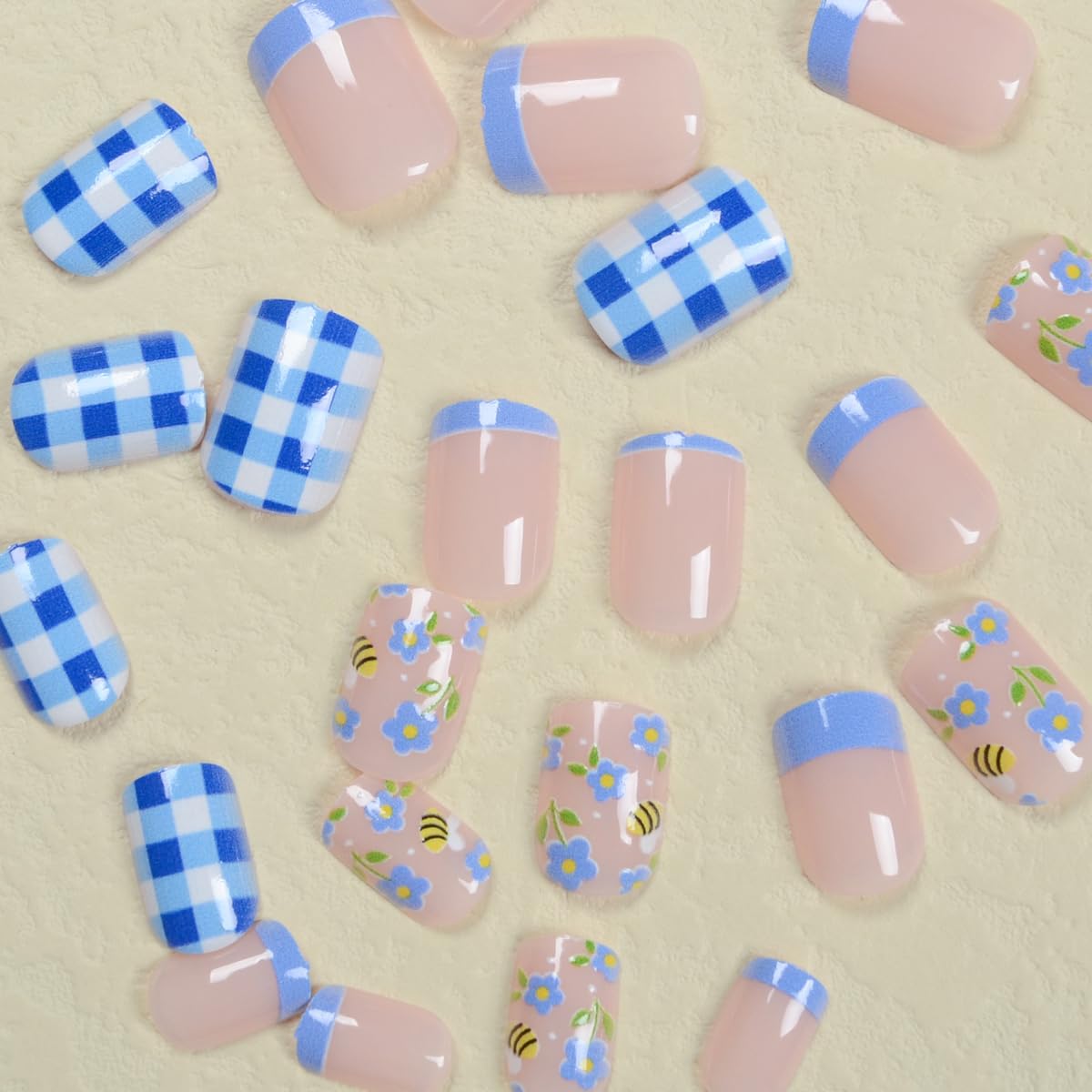 Blue Press on Nails Short Square Fake Nails with Flower & Bee Print Design,Blue Plaid False Nail Press ons Reusable Artificial Nail Full Cover Glue on Nail Stick on Nails for Women Manicure 24Pcs