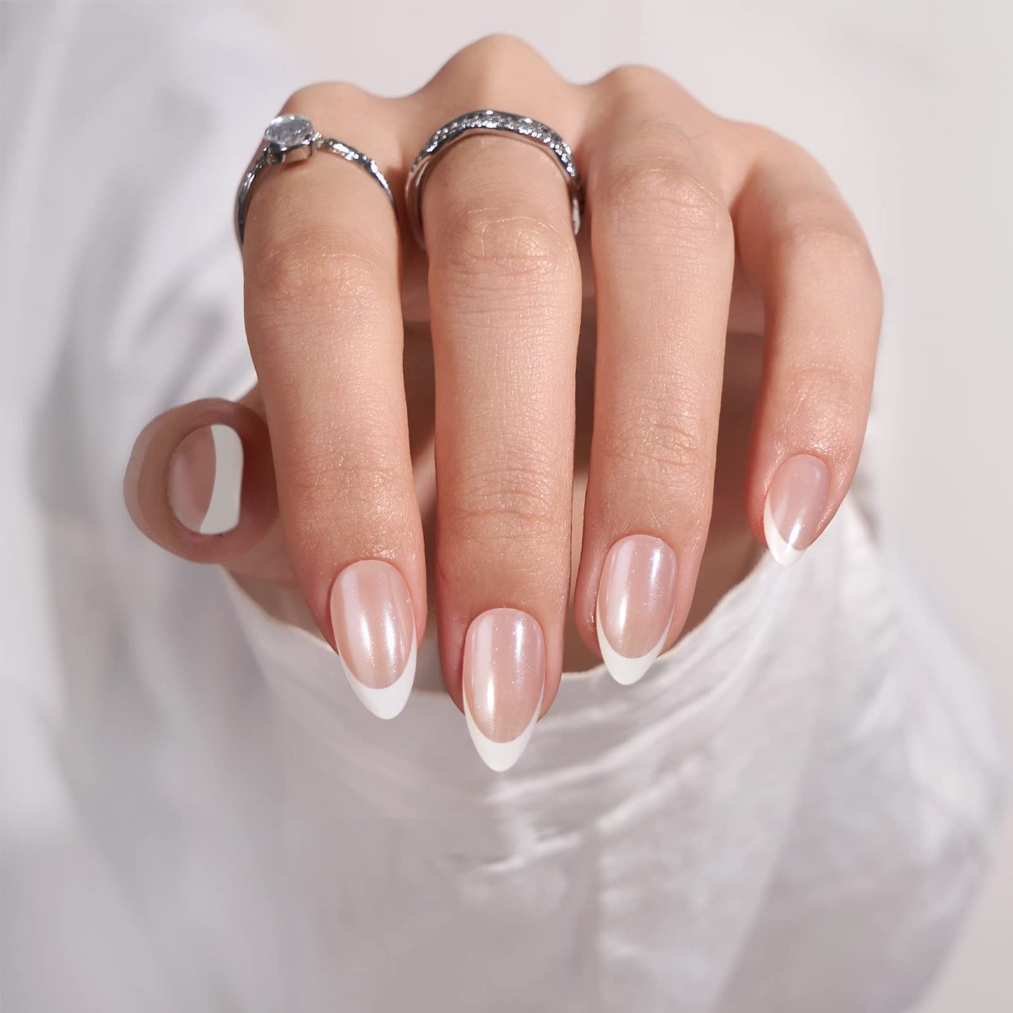 BTArtbox Press on Nails Short Square - Dark Red Nails with Glossy French Tips in a Matte Finish, Soft Gel Fake Nails Glue On Nails in 16 Sizes for Christmas, Classic & Cozy Cocoa