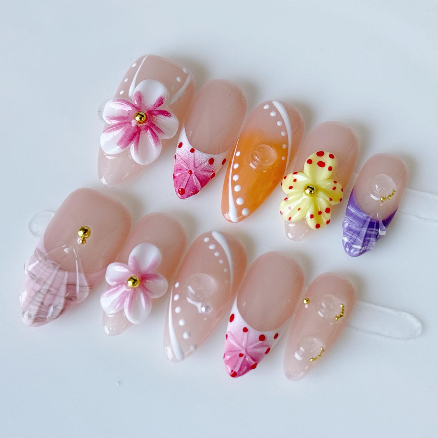 Haozerart Handmade Press on Nails, Cute Medium Almond with 3D Floral & Gold Pearl Designs, Reusable Fake Nails 10Pcs for Women & Girls (M Size)