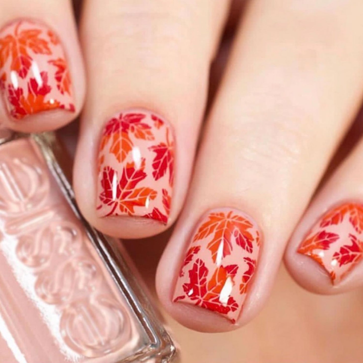 Fall Press on Nail Short Square Fake Nails Red Maple Leave Acrylic Stick on Nails Glossy Full Cover Autumn False Nails Reusable Thanksgiving Press ones Manicure for Women Girls Nail Supplies24pcs