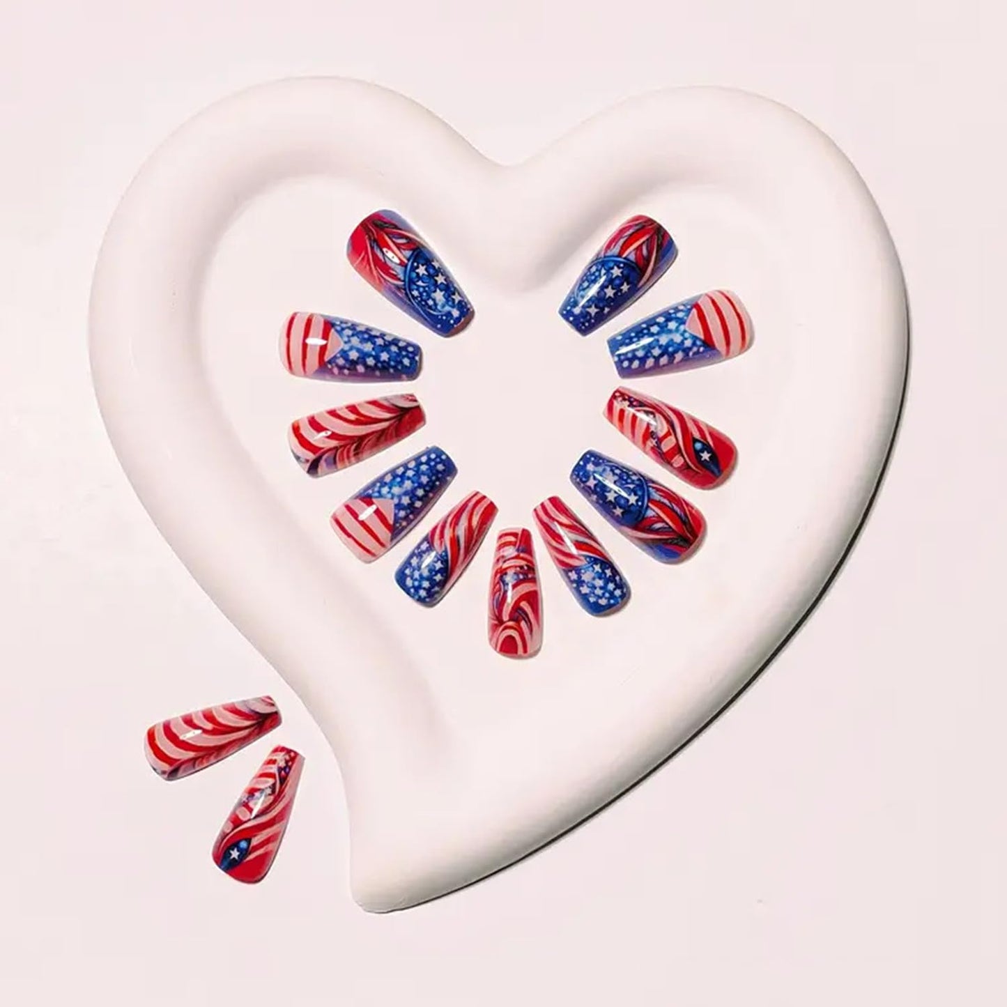 4th of July Press on Nails Medium Ballet Acrylic Nail Retro Feather with White Stars Lines Coffin Nail Independence Day Stick on Nail Reusable Glue on Artificial Fingernails for Women Holiday Manicure