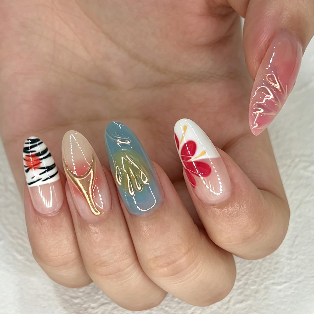 3D Press On Nails Almond Medium French Fake Nails with Cat's Eye Embossed Starfish Pearl Lines Summer Beach Designs, Acrylic Artificial Nail Press ons False Stick On Nails for Women Girls 30Pcs
