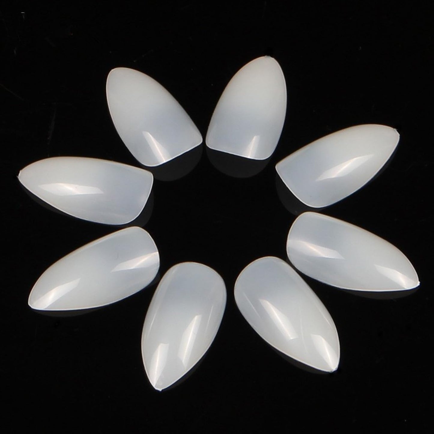 Yimart 500pcs/pack Stiletto False Nails Natural False Nails Oval Stiletto Sharp Full Nail tips Acrylic UV Gel Full Cover Nail Art Tips Decoration Nails Salon (Natural)