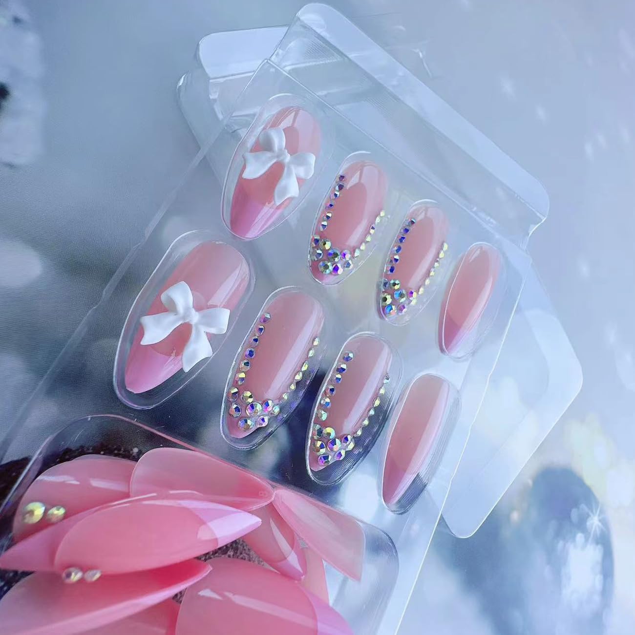24Pcs French Tip Press on Nails with Pink Bow Design French Nails Press ons Cute Bow Stick on Nails Short Acrylic Rhinestone Sparkly False Nails Gel Glue on Nails Artificial Nails for Women Girls