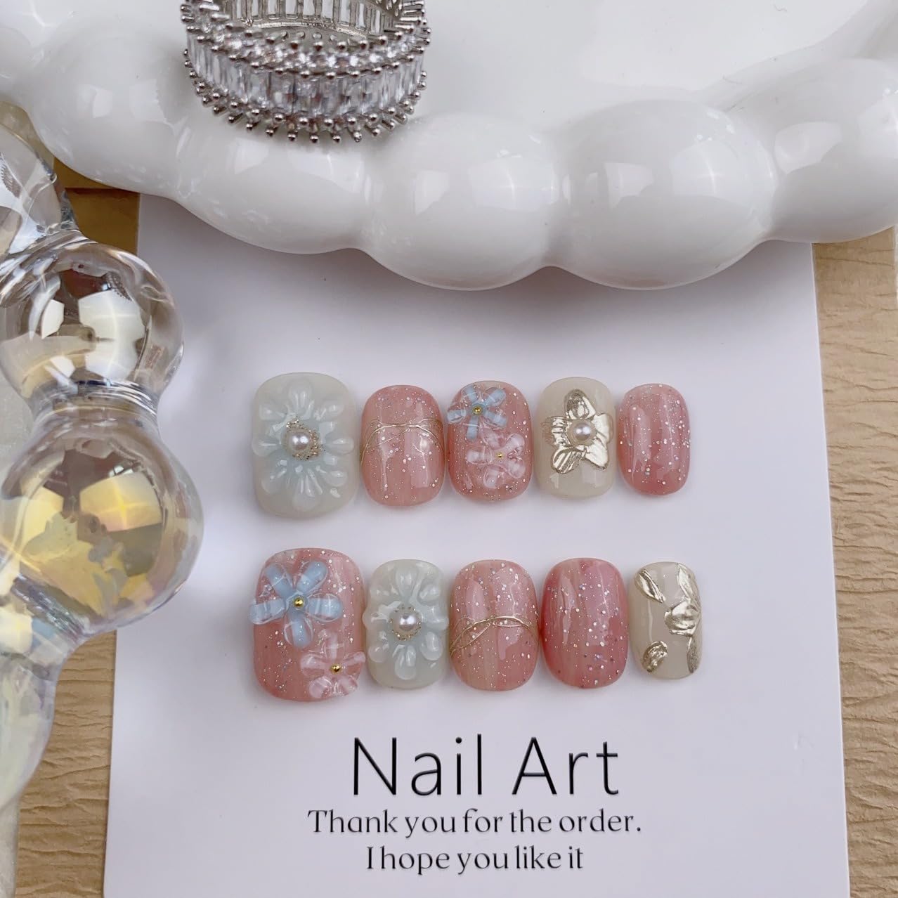 Handmade Press on Nails Flower Press on Nails Silver Sequin Pearl Designs Short Square Shaped Fake Nails Full Cover Artificial Acrylic Nails Sparkly False Nails Women Manicure Kit (Size M)