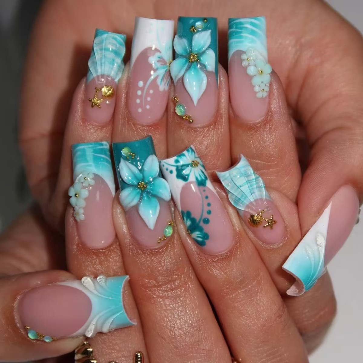 LINMEIZAI 24Pcs French Press on Nails Medium Square Blue Flower Fake Nails Press ons Nail Tips, Stick on Nails Acrylic Nails Kit False Nails with Gold Beads Design Nail Art for Women Cheerful Manicure