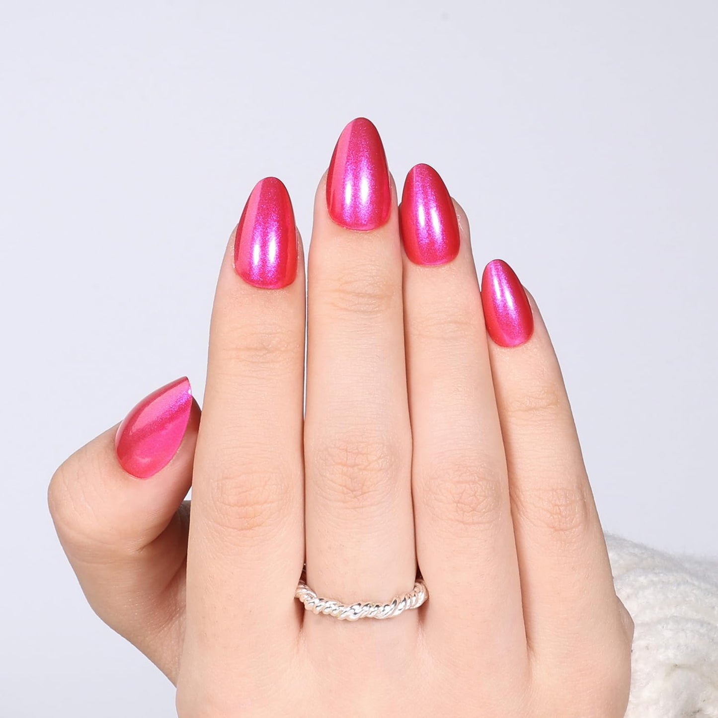Leefrei Red Press on Nails - Short Almond Glossy Shimmer Velvet Red Fake Nails, Soft Gel Reusable Nails Press ons for Women, 32 pcs in 16 Sizes False Nails Kit with Glue, Velvet Flame