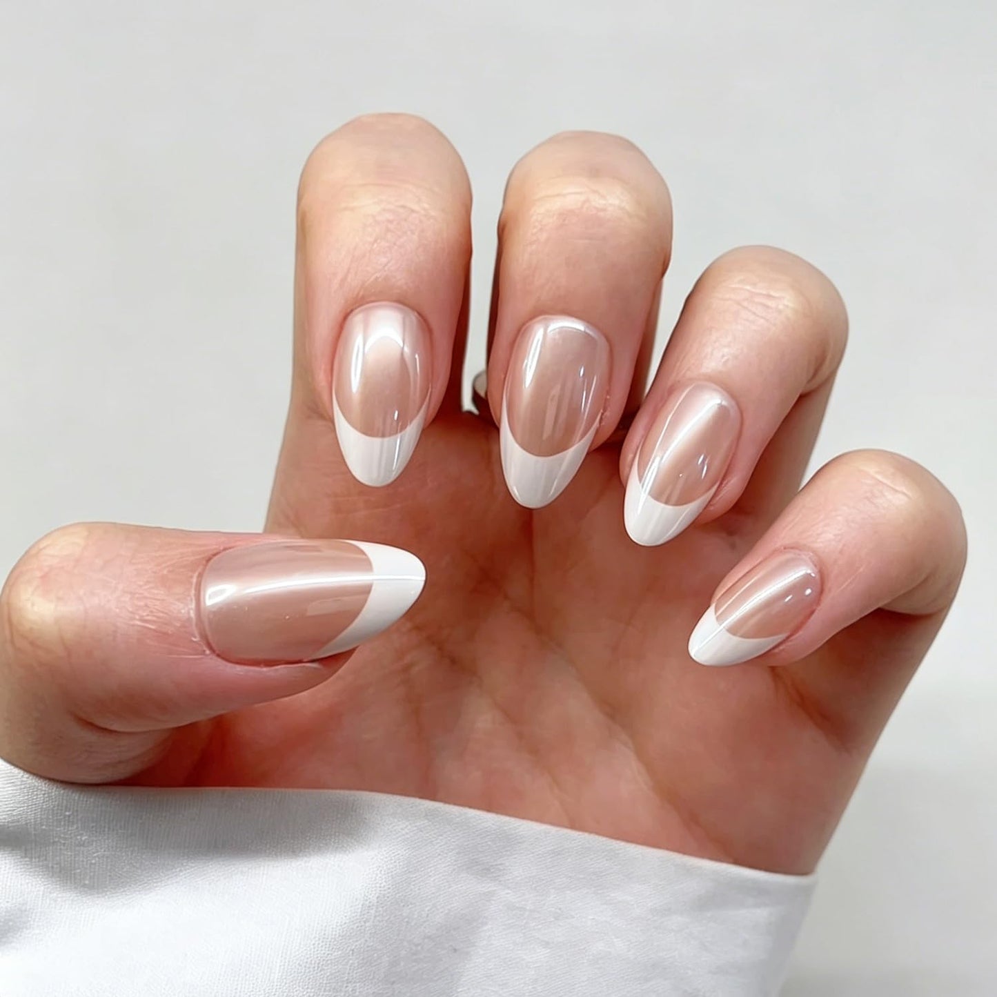 Bonitiva Short Almond Press On Nails, Chrome French Tip Soft Gel Reusable, 32PCS 16 Sizes, Salon Quality Long Lasting Fake Nails with Nail Glue & File Kit for Women Girls, Daily Wear