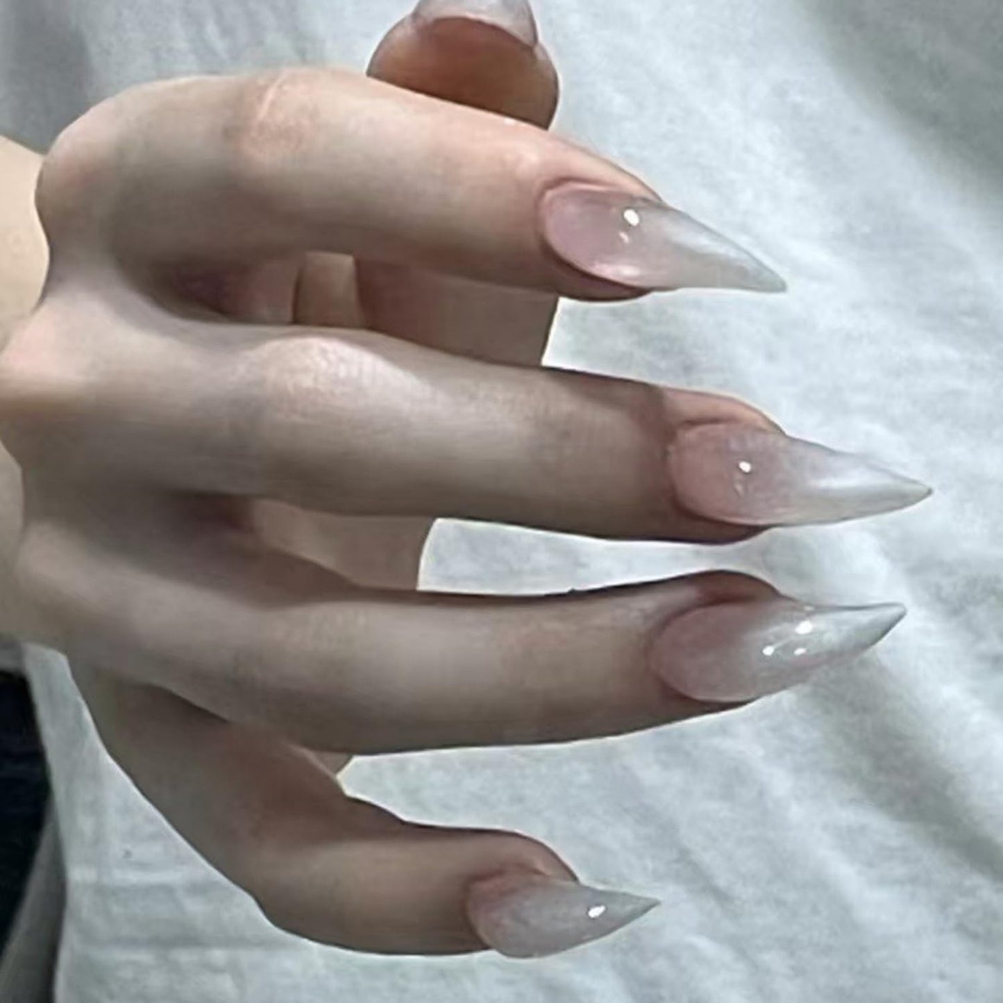Handmade Press on Nails Medium Curved Stiletto Nail White Thick Acrylic Fake Nails Bright False Nails with 3D Eagle Hawk Curve Sculptural Designs Cat Claws Sturdy Nail Art Claw Nail 10Pcs(M)
