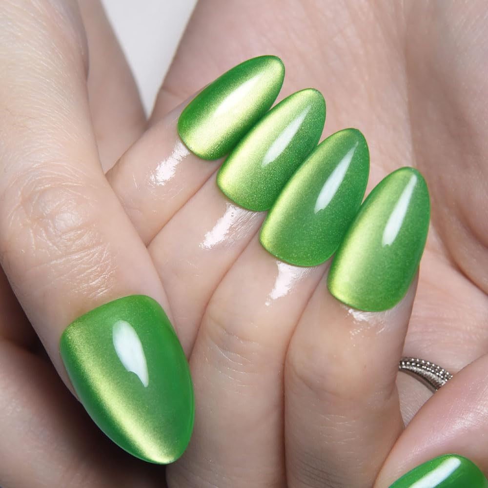 evpct Rich Green Cat Eye Press on Nails Short Almond, Short Almond Stick on Nails for Women Gift, Rich Green Glossy Fake Nail Reusable Press on Acrylic Fake Nail with Holographic Cat Eye Design