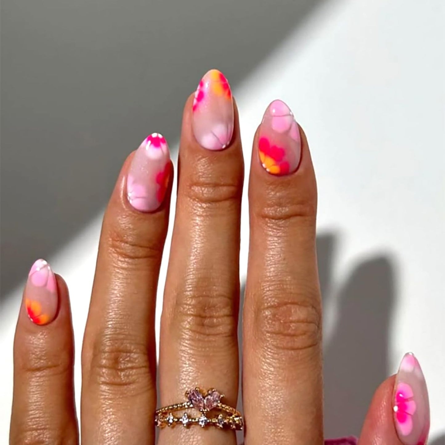 IMSOHOT Press on Nails Short Oval Fake Nails Pink Flower Glue on Nails Summer Cute Acrylic Nail Supplies Full Cover Glossy Round False Nails for Women Girls 24Pcs