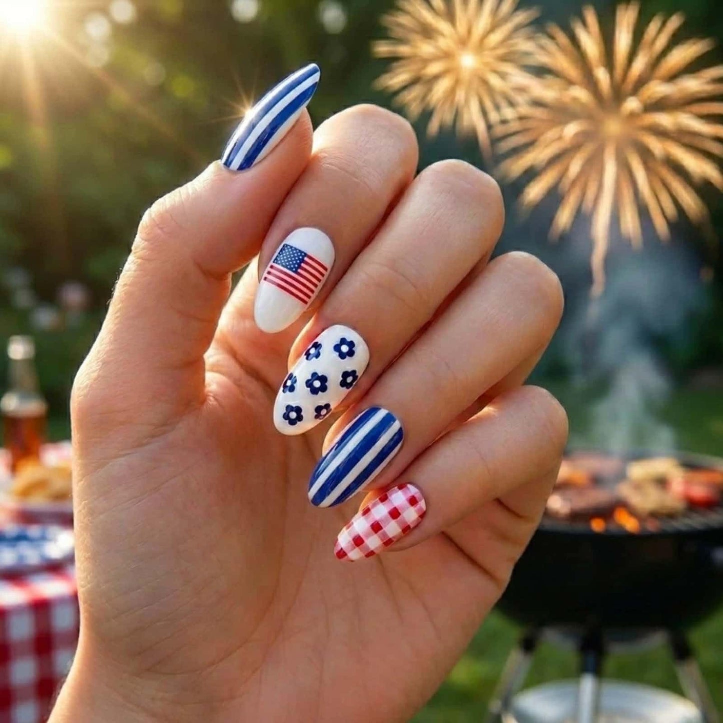 CLYHLTMZ Independence Day Press on Nails Short Almond Fake Nails 4th of July USA Day Glue on Nails Red White Stripes with Flowers Design Glossy Reusable Acrylic Stick on Nails for Women 24 Pcs
