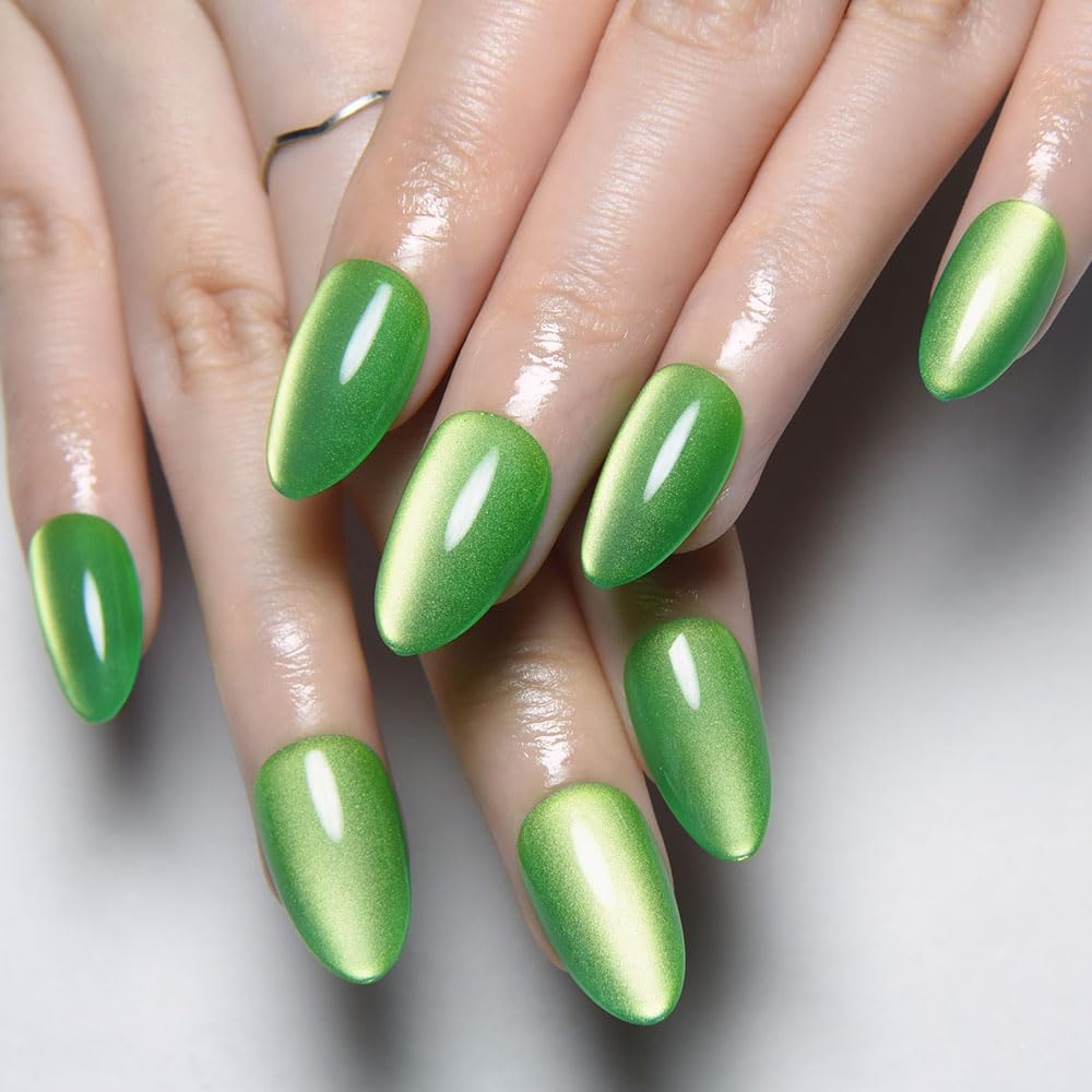 evpct Rich Green Cat Eye Press on Nails Short Almond, Short Almond Stick on Nails for Women Gift, Rich Green Glossy Fake Nail Reusable Press on Acrylic Fake Nail with Holographic Cat Eye Design