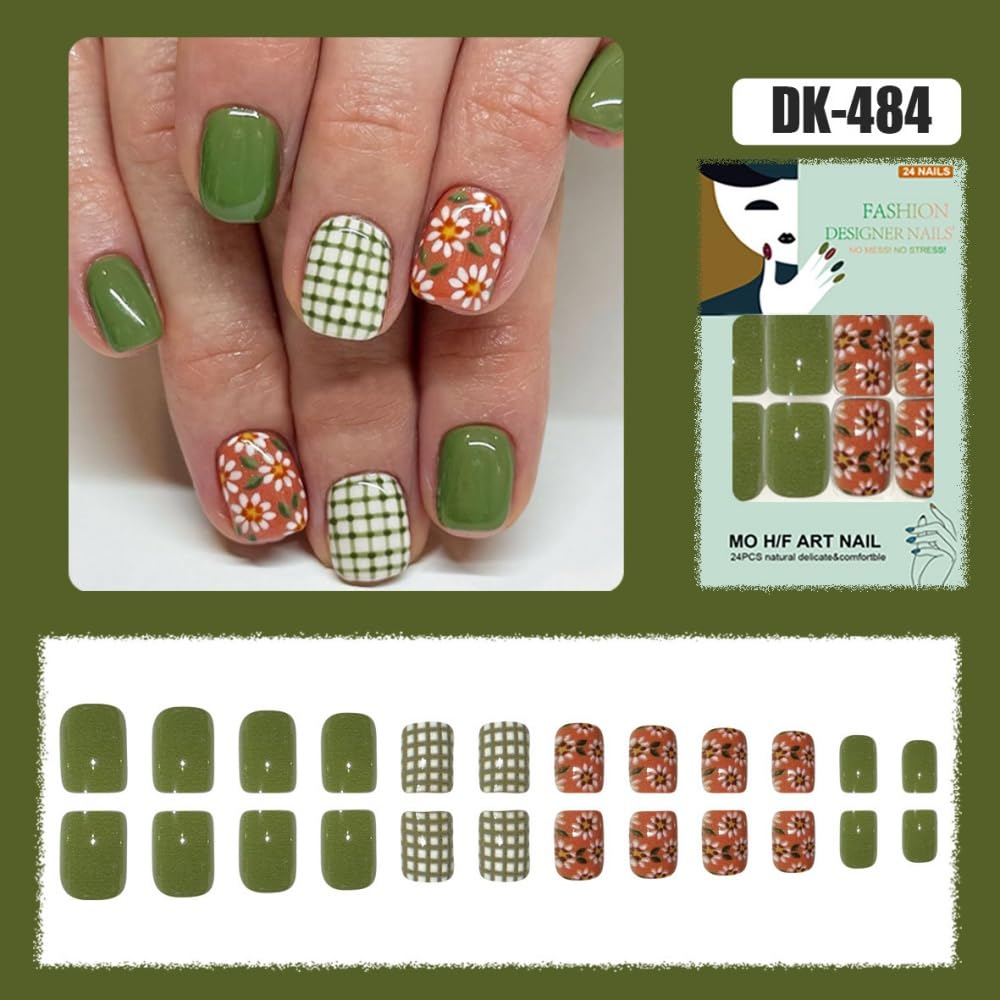 Flower Press on Nails Short Square Fake Nails with White Floral Design Glossy Green Glue on Nails Checkered Nails Press ons Reusable Full Cover Spring Summer Acrylic Nails for Women Manicure 24Pcs