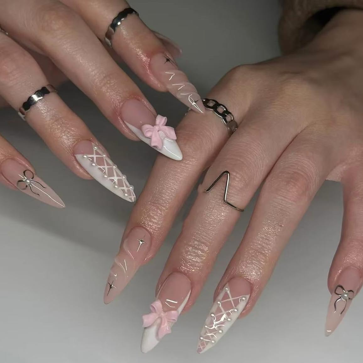 Handmade French Tip Press on Nail Almond Fake ons with Designs Chrome False Nails Long Glossy Full Cover Glue on Nails Stick Women Nails Manicure Decoration 10Pcs (MT-172-M)
