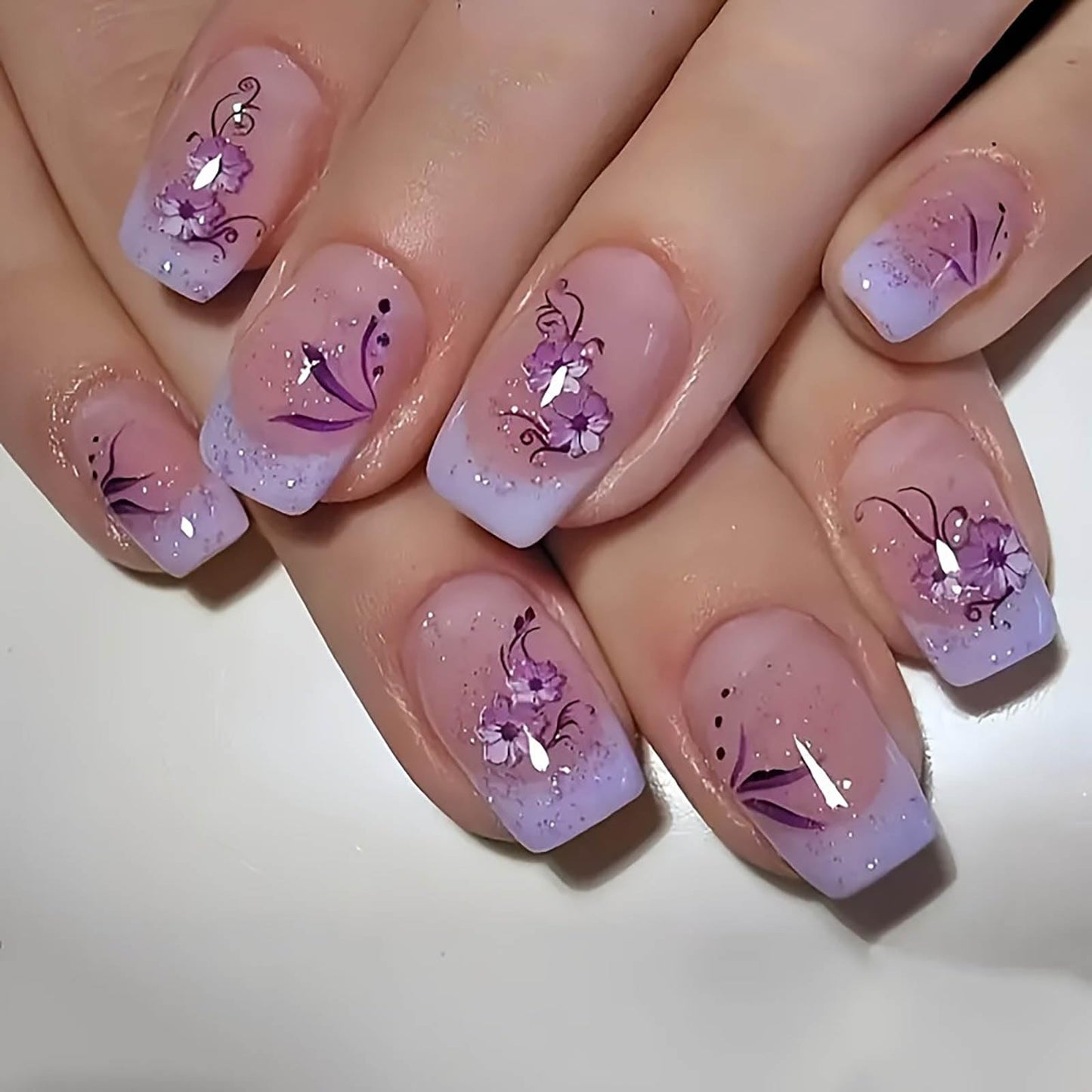 Press on Nails Medium Purple French Tip Fake Nails Glitter Square False Nails with Purple Flower Designs Glue on Nail Glossy Artificial Nails Acrylic Natural Stick on Nail for Women Girls 24Pcs