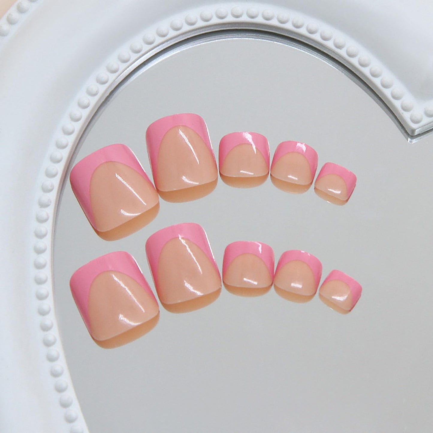 RUOKEXIN Short Press on Toenails Pink French Tip Fake Toenails with Designs Square Toe Nail Press ons Sparkly Artificial Nails for Women 24Pcs
