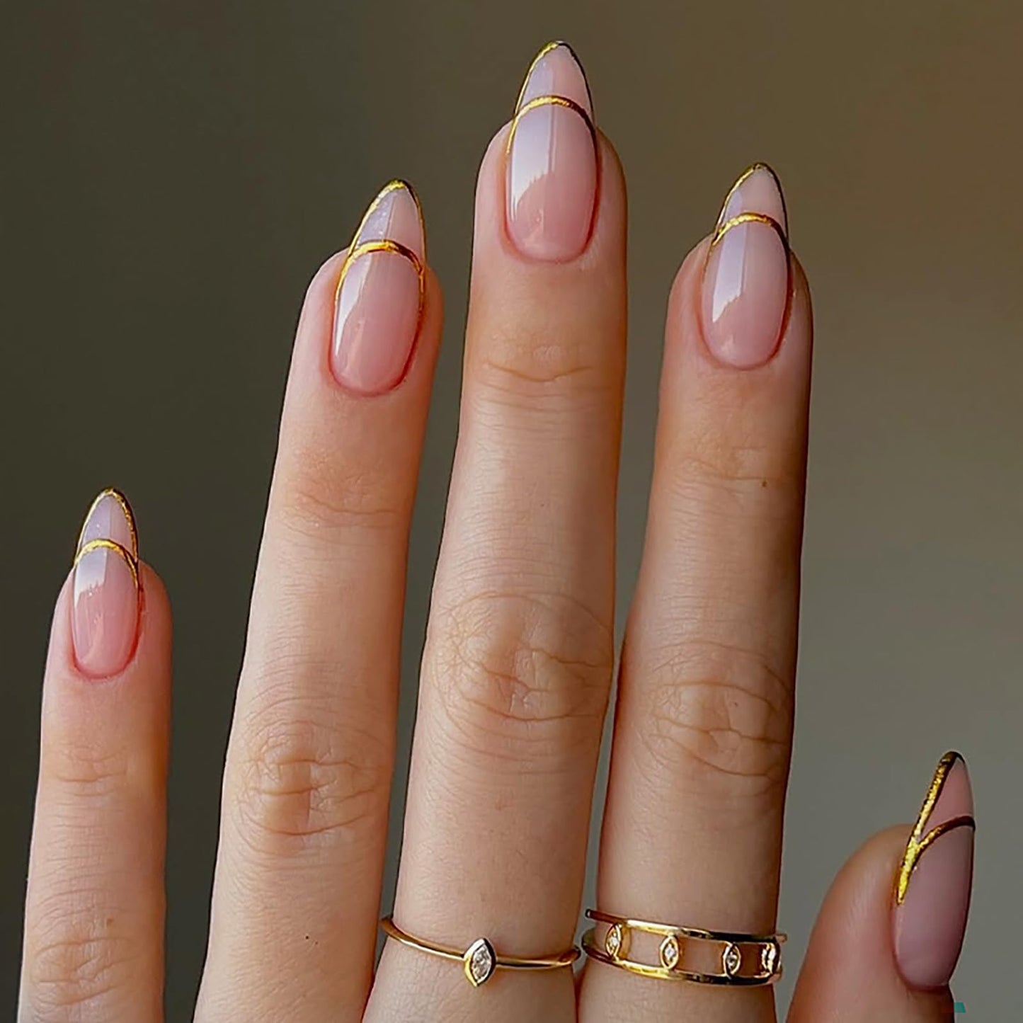 Medium Almond Press on Nails With Gold French Tip Oval Nude Pink Fake Nails Press ons Acrylic False Nails Full Cover Artificial Stick on Nails for Women Girls 24 Pcs