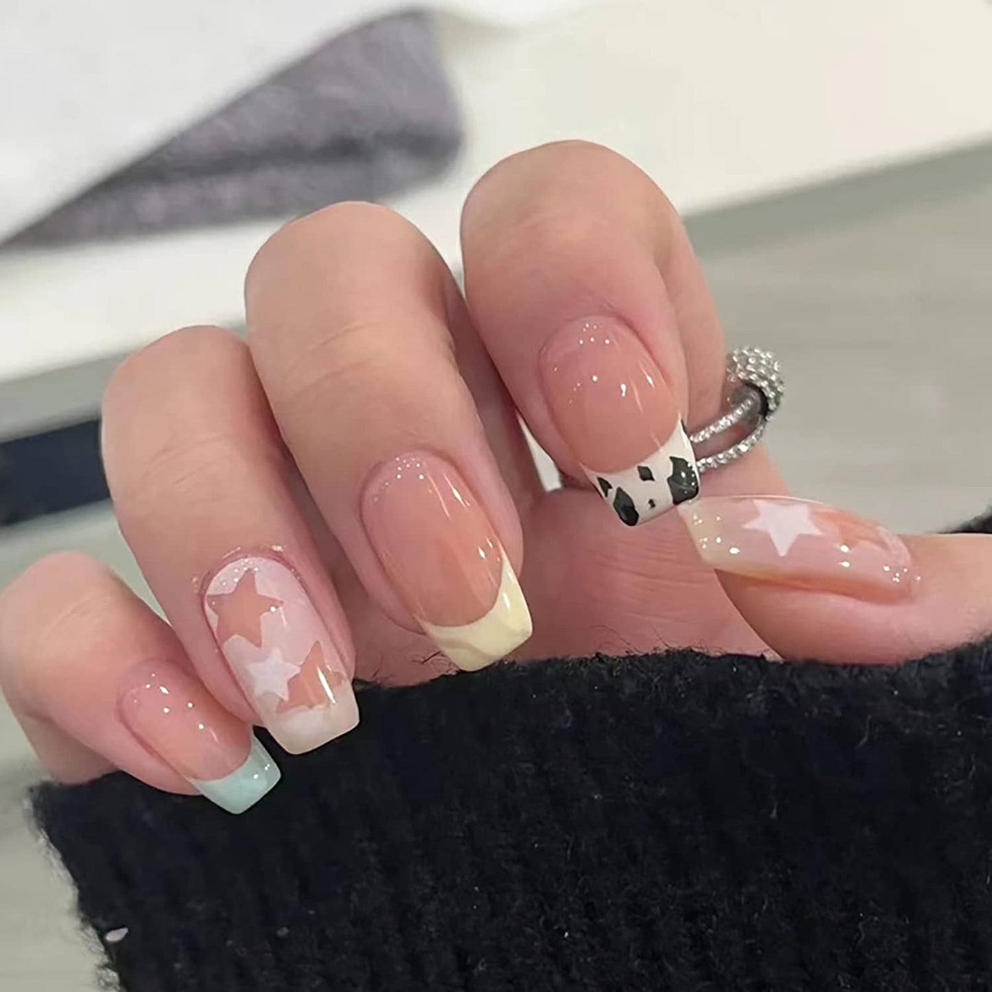 Glue on Nail Short Square Length, 24Pcs Full Cover Reusable False Nails, Press on Nails with French Leopard Designs Artificial Coffin Acrylic Fake Nails for Women Stick on Nails with Charm Decorations