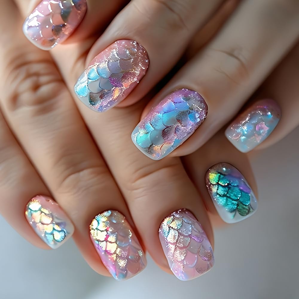 Summer Press on Nails Short Square Fake Nails Ocean Colorful Chrome False Nails Gradient Acrylic Nails Glossy Fish Scales Full Cover Glue on Nails for Women Manicure 24Pcs
