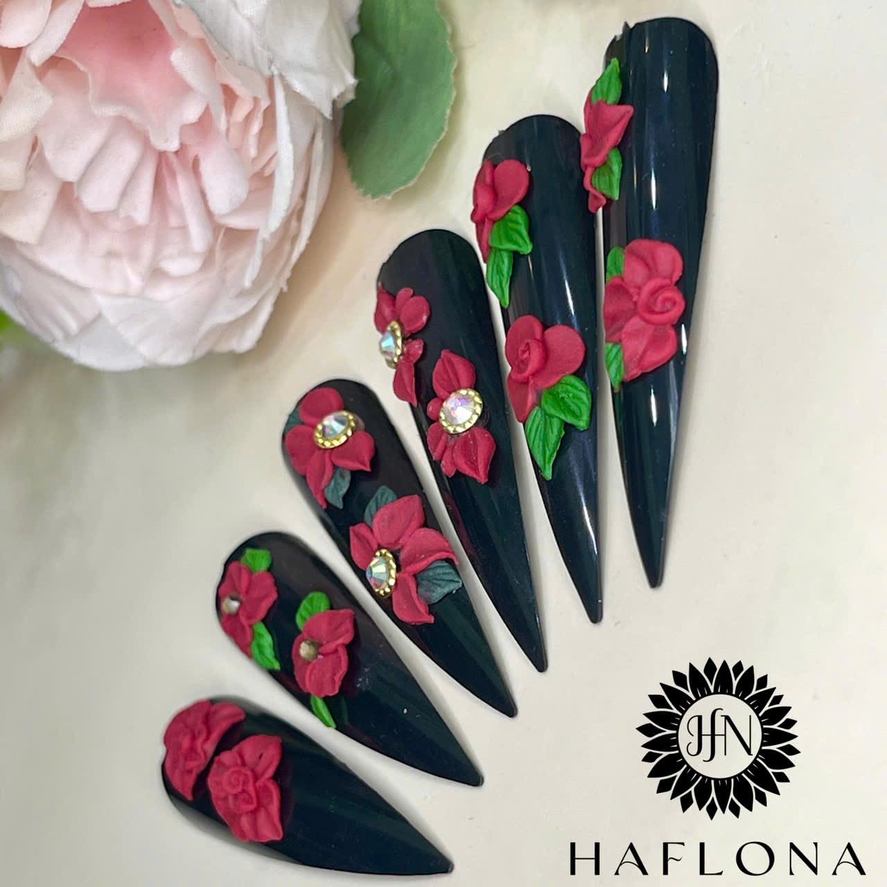 Set12Pcs Small 3D Acrylic Christmas Flowers Nail Art Charms -Small Flower Xmas Handmade by Acrylic Powder for Salon Nails Deco Noel(12Pcs SmallFlowers Christmas)
