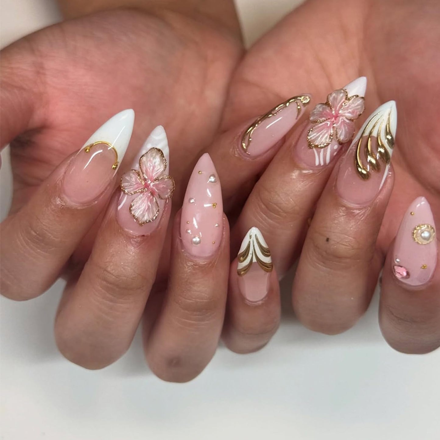 3D Cute Flowers Press on Nails Medium Almond Press on White French Tip Fake Nails Gold Edge False Nails with Pearls Designs Stick on Nails Glossy Glue on Nails for Women Nails Decor Accessories 24Pcs
