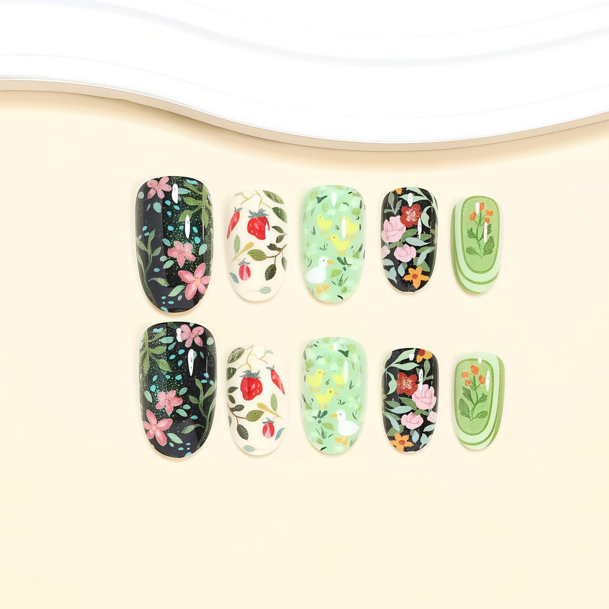 Short Press on Nails Oval - Green with Spring Flower & Duck Design, Oil Painting Style Full Cover Glossy Fake Nails 24PCS for Women Manicure