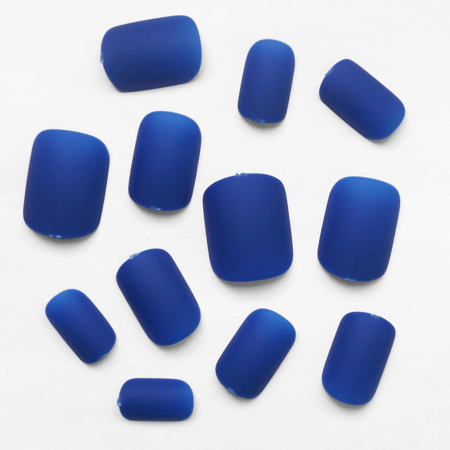 Bellelfin Short Square Press on Nails, 120Pcs Matte Color Fake Nails Full Cover Acrylic Glue on Nails Artificial False Nail with Adhesive Tabs for Women Girls Fingernails Design, Royal Blue Nails