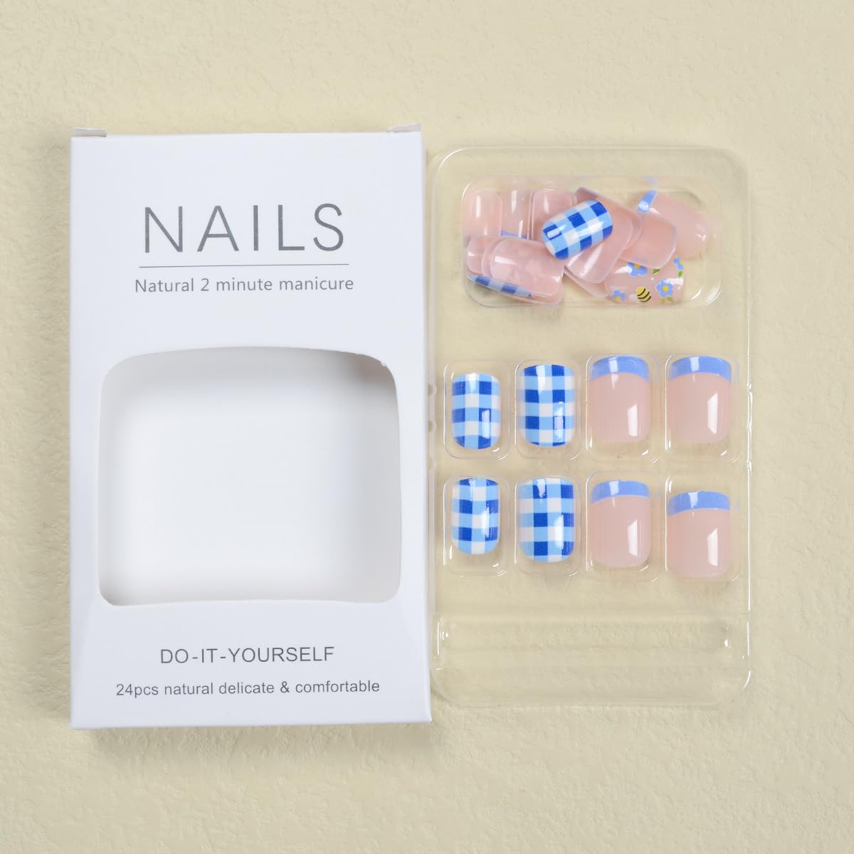 Blue Press on Nails Short Square Fake Nails with Flower & Bee Print Design,Blue Plaid False Nail Press ons Reusable Artificial Nail Full Cover Glue on Nail Stick on Nails for Women Manicure 24Pcs