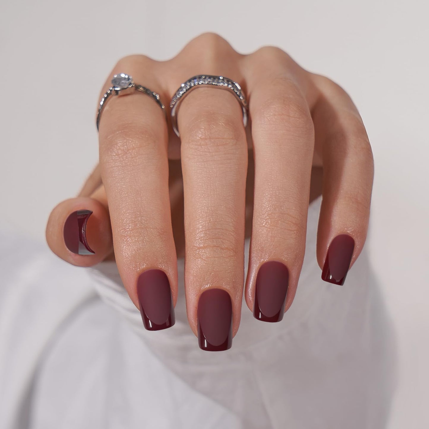 BTArtbox Press on Nails Short Square - Dark Red Nails with Glossy French Tips in a Matte Finish, Soft Gel Fake Nails Glue On Nails in 16 Sizes for Christmas, Classic French & Cozy Cocoa