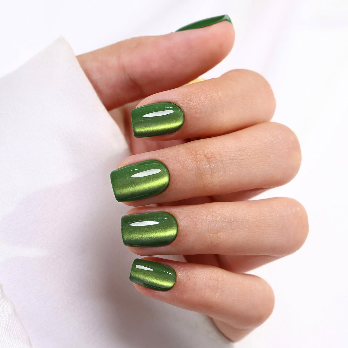 Cat Eye Press on Nails Green - GJZEZ Soft Gel Glossy Glass Cateye Square Magnetic Fake Nail Press ons, Elegant St. Patrick's Day Press On Nails for Women | 16 Sizes - 32 pcs Reusable Nail, Emerald