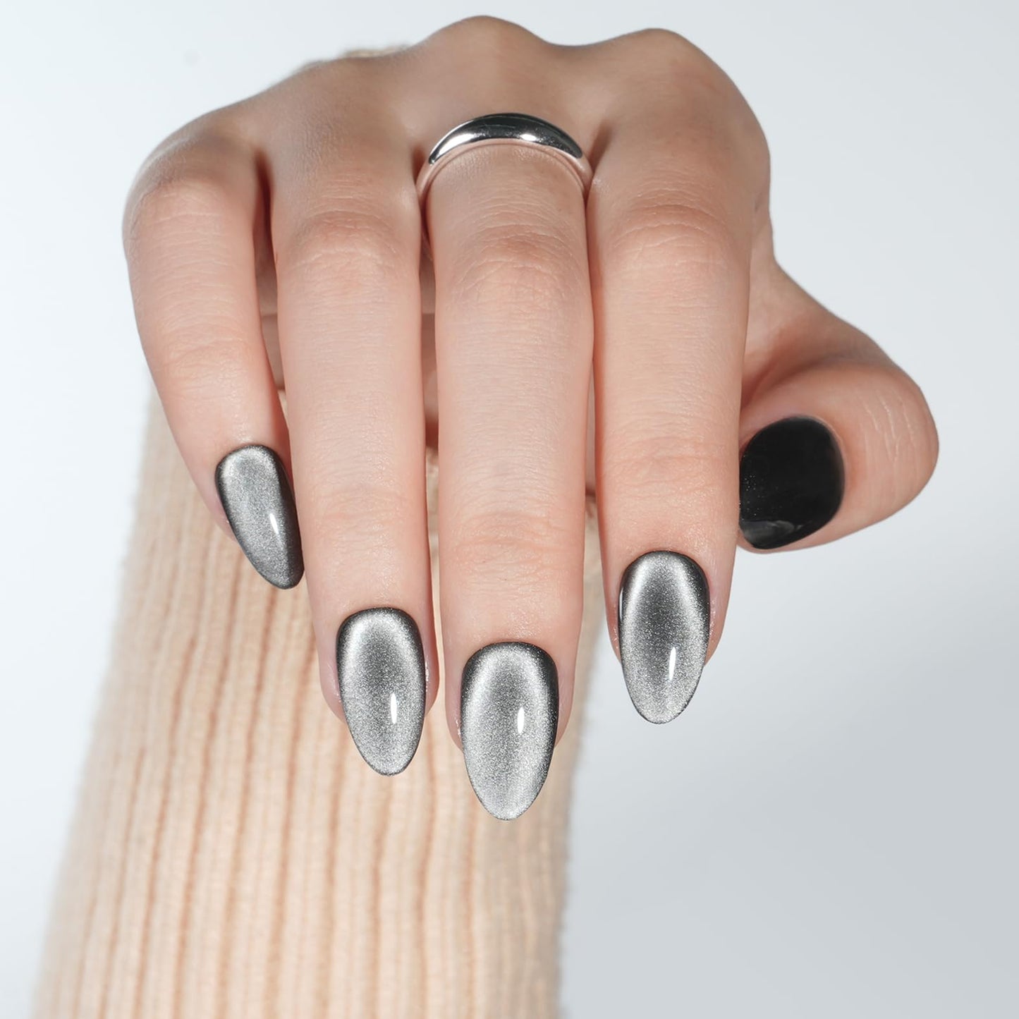 Black Cat Eye Press On Nails - Short Almond Black Nails Press ons for Women, Reusable Glossy Fake Nails Kit with Glue, 32 Pieces in 16 Sizes