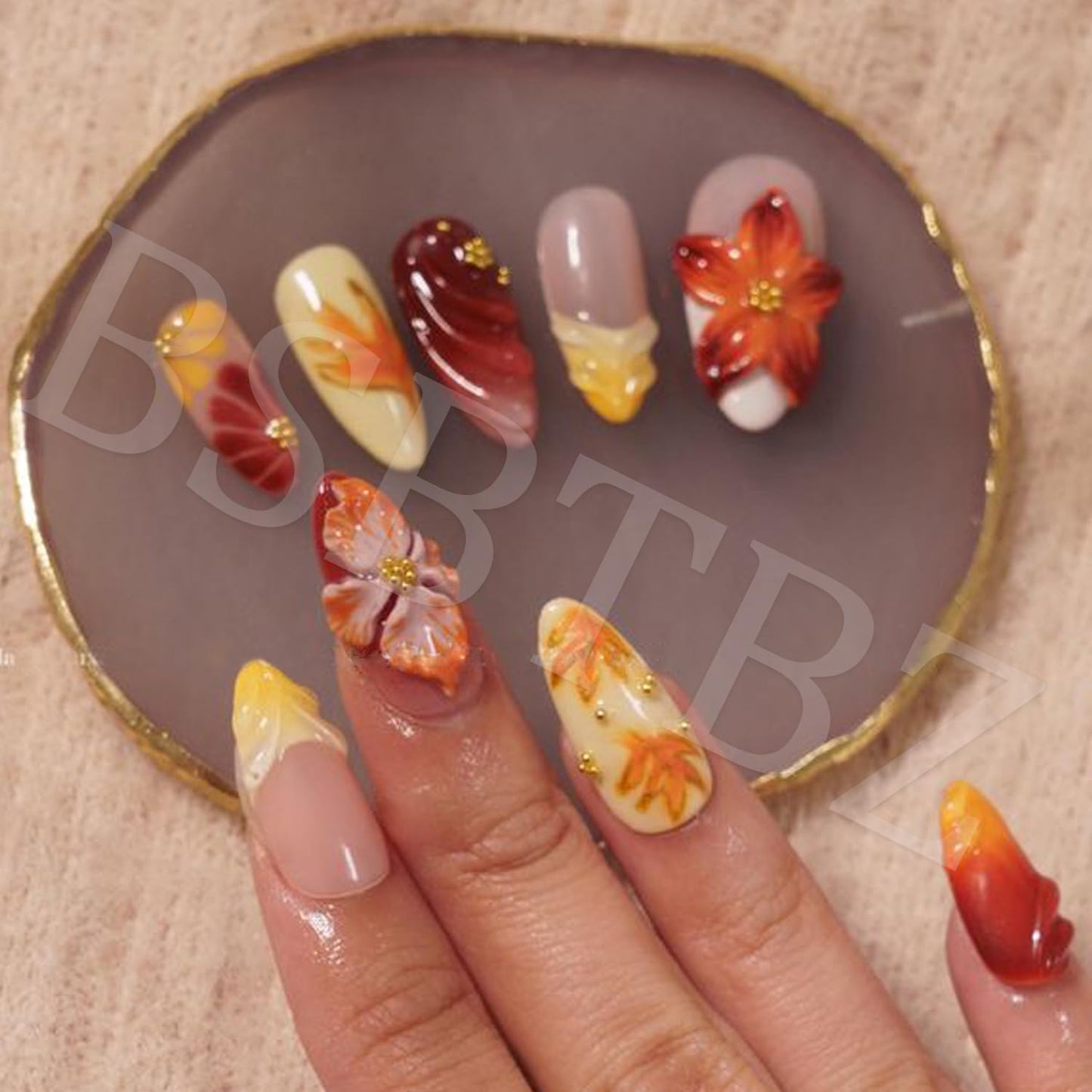 30pcs Fall Maple Leaf Press on Nails Autumn Fake Nail with 3D Floral & Gold Leaves Art in Medium French Nails Handmade Thanksgiving Nail Art for Holiday, Vacation, Birthday Nail Decoration for Women