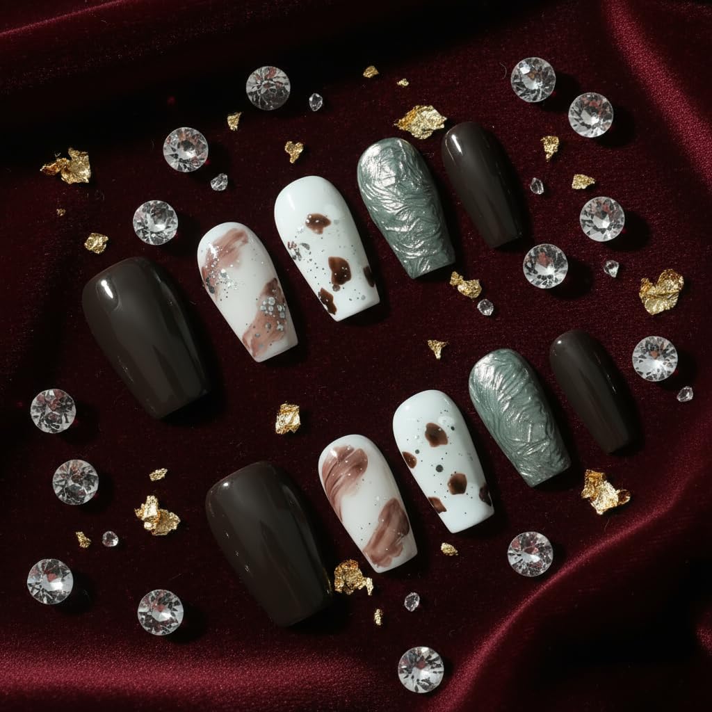 Tesytto Amber Brown Press on Nails - Short Coffin White Sliver Amber Base Handmade Acrylic Nails Vintage Press-on Nails for New Year Holiday(Autumn-Winter Amber, S)