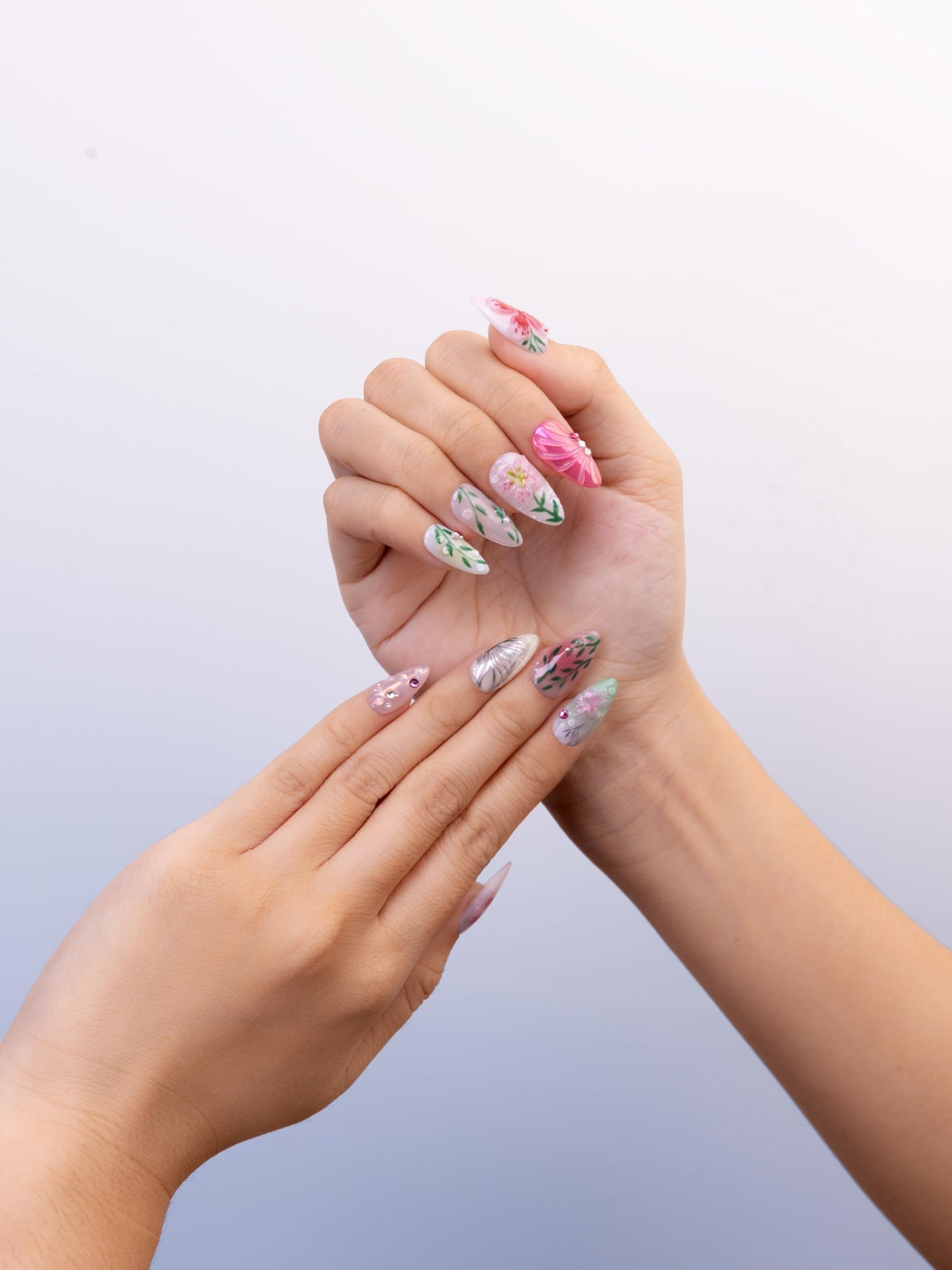 SIYOU Beauty | Radiant Garden | Pink and Green Floral Short Almond Press On Nails for Women (Small) - Reusable, Salon-Quality Fake Nails (10pc)