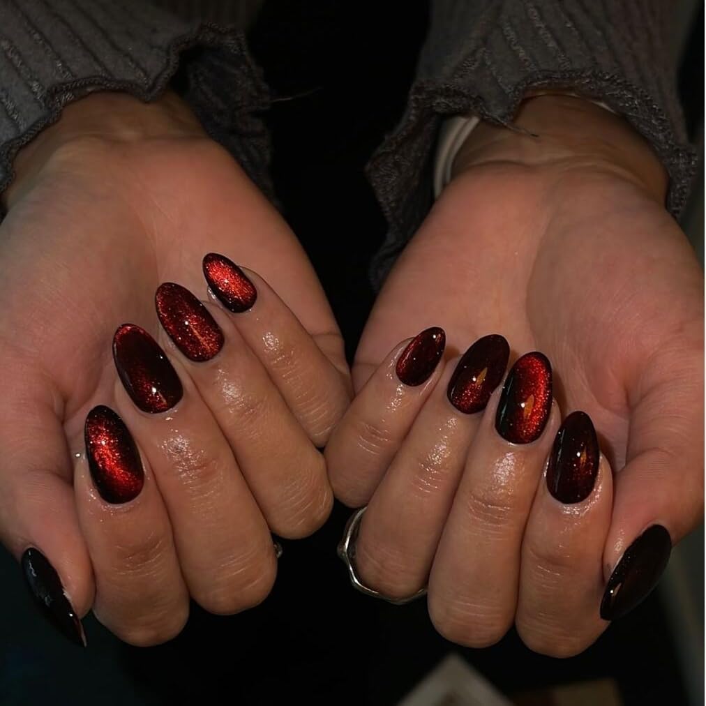 KQueenest Dark Red Cat Eye Press on Nails Short Oval, 30 Pcs Glitter Burgundy Fake Nails Short, Thick Shiny Sparkle Nails Press on, Cute Bling Small Acrylic Stick on Nails for Women Salon Manicure