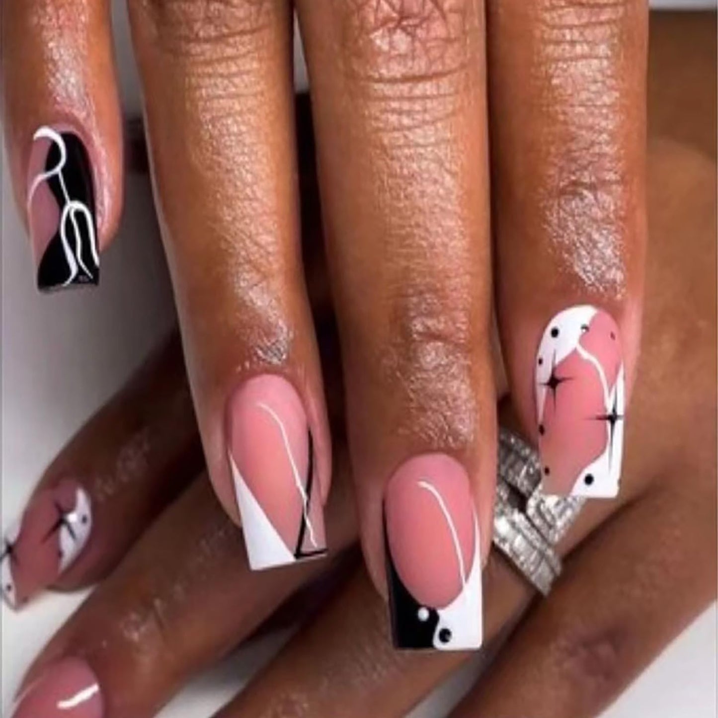 Vezocim Press on Nails Square Shapes 24Pcs French Tips Glossy Full Cover Medium Acrylic Square False Nails with Star Designs Artificial Coffin Medium Fake Nails Glue Stick ons Fingernails for Women